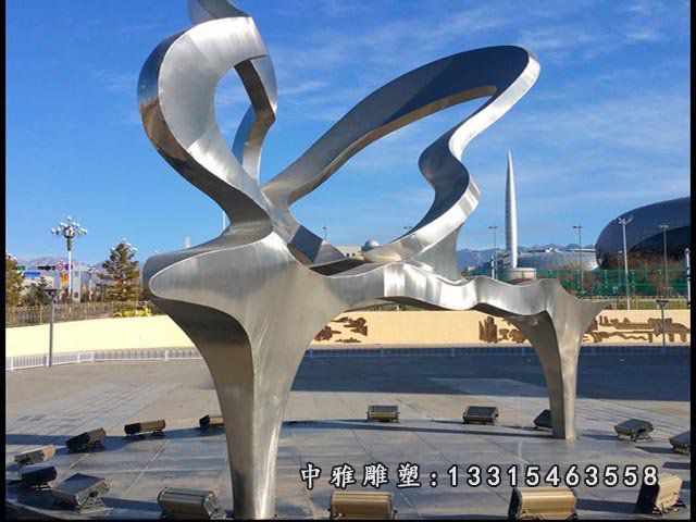 不锈钢广场钢琴景观雕塑