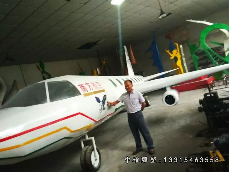 不锈钢广场飞机模型雕塑