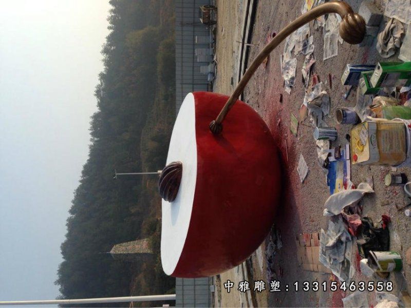 不锈钢公园半块苹果雕塑
