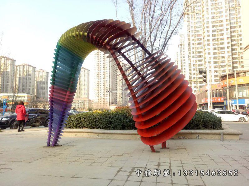 不锈钢抽象彩虹景观雕塑