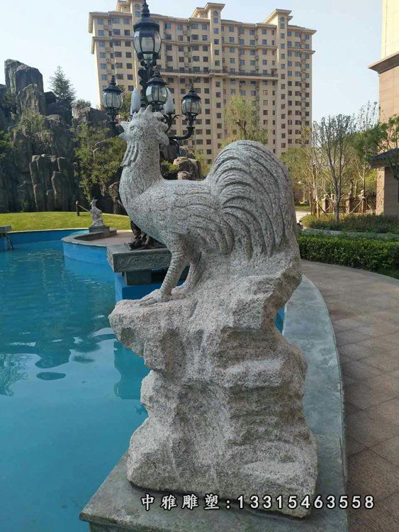 广场打鸣石雕鸡