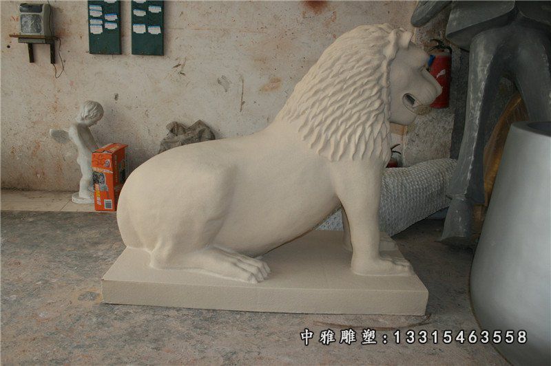 汉白玉石雕狮子雕塑