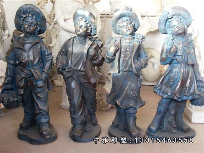 铜雕广场西方人物