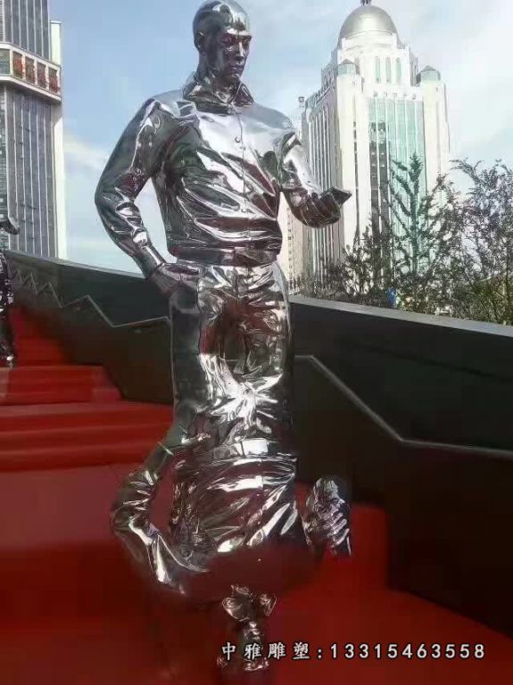 不锈钢城市人物雕塑