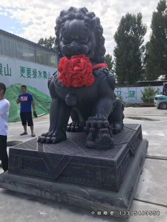 门口狮子铜雕塑