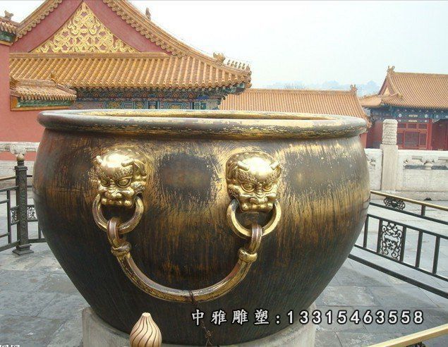 广场铜雕水缸