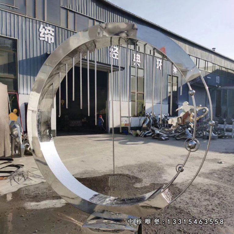 不锈钢圆环景观雕塑