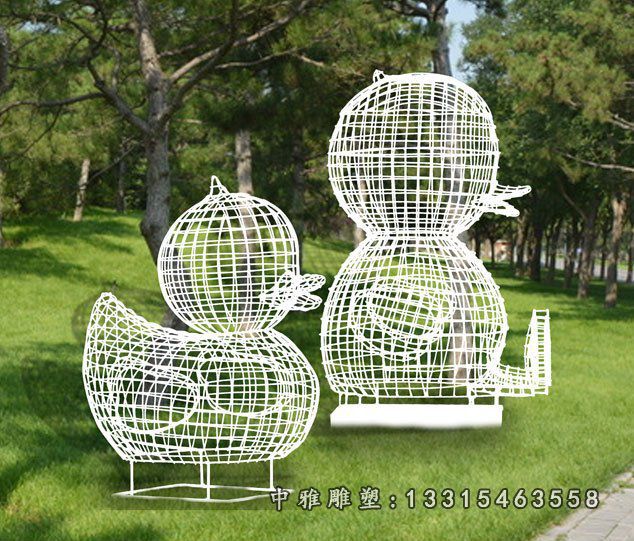 不锈钢公园鸭子