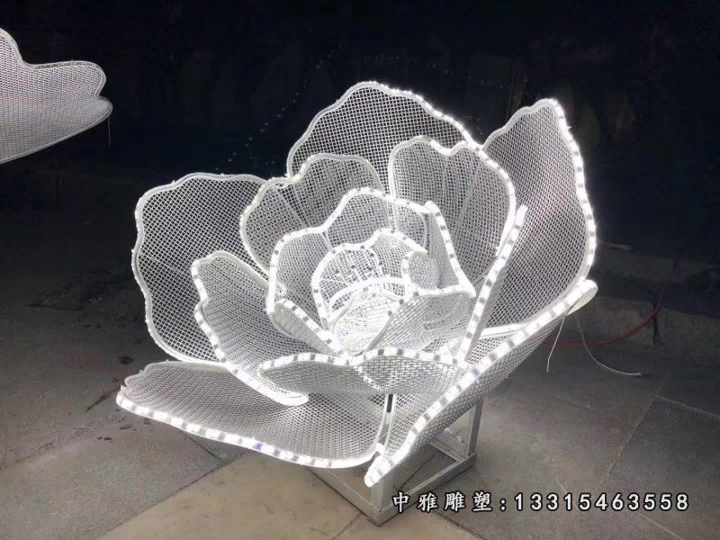 花朵景观不锈钢雕塑