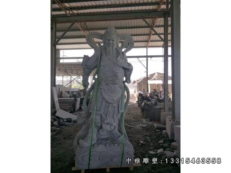 历史人物关公石雕