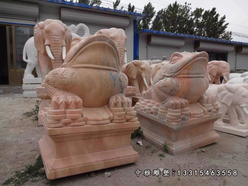金蟾动物石雕
