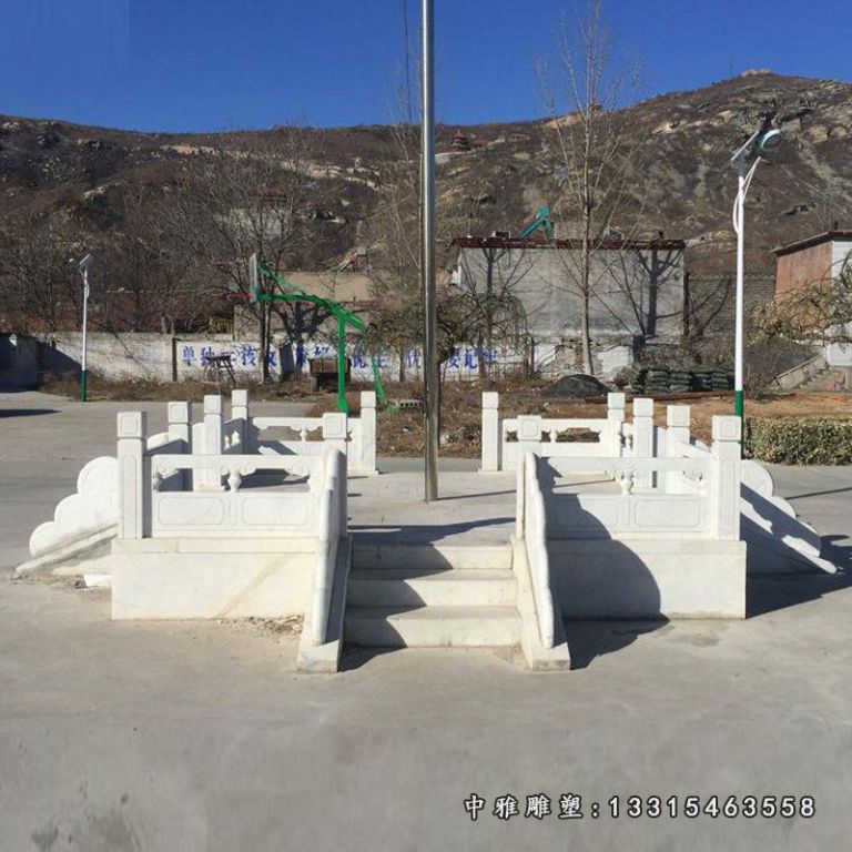 石雕校园升旗台