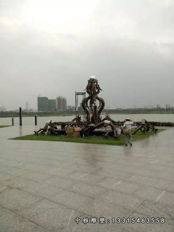铜雕动物龙雕塑