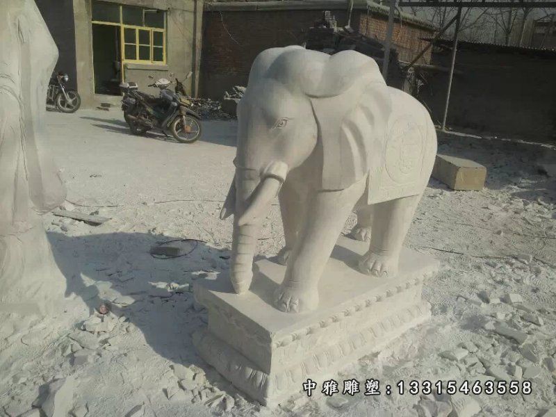 汉白玉石雕大象