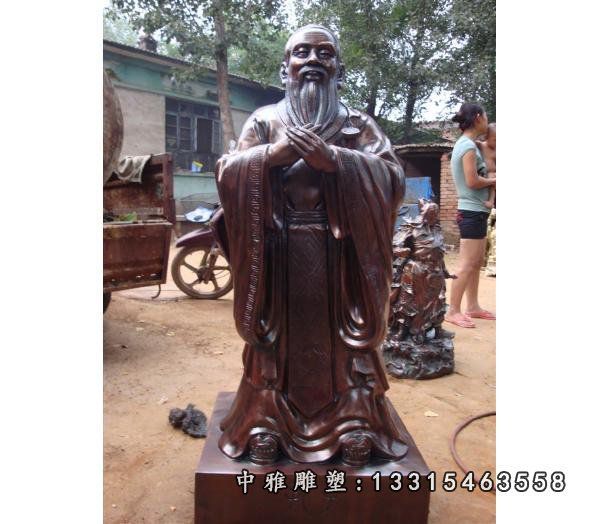 铜雕古代人物孔子