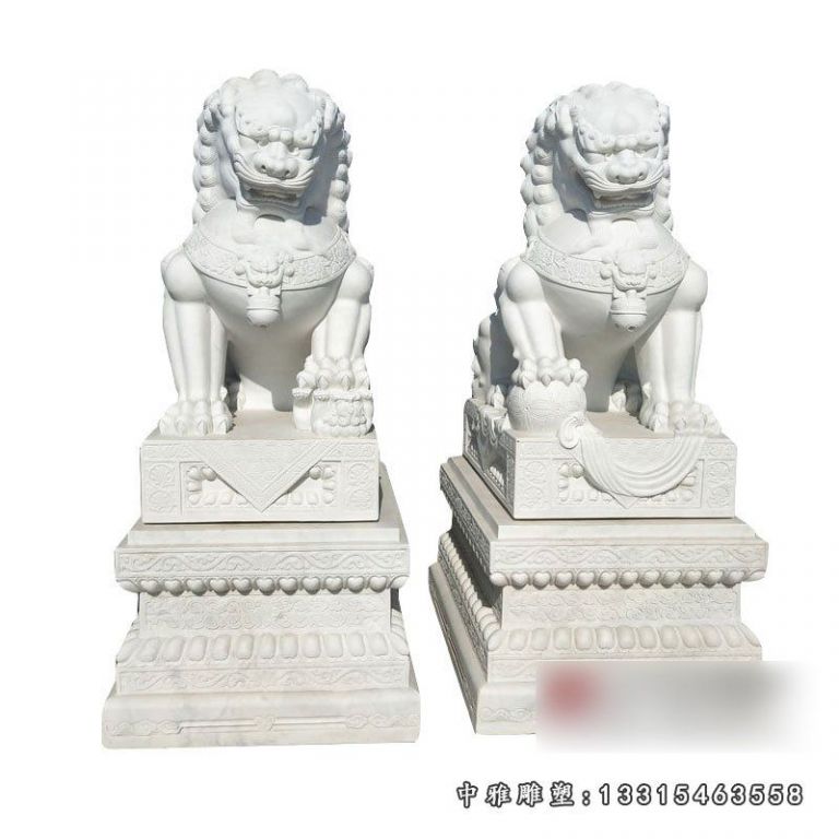 石雕踩球狮子