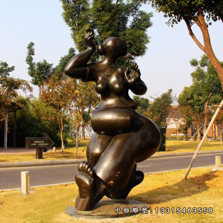 铜雕公园女孩
