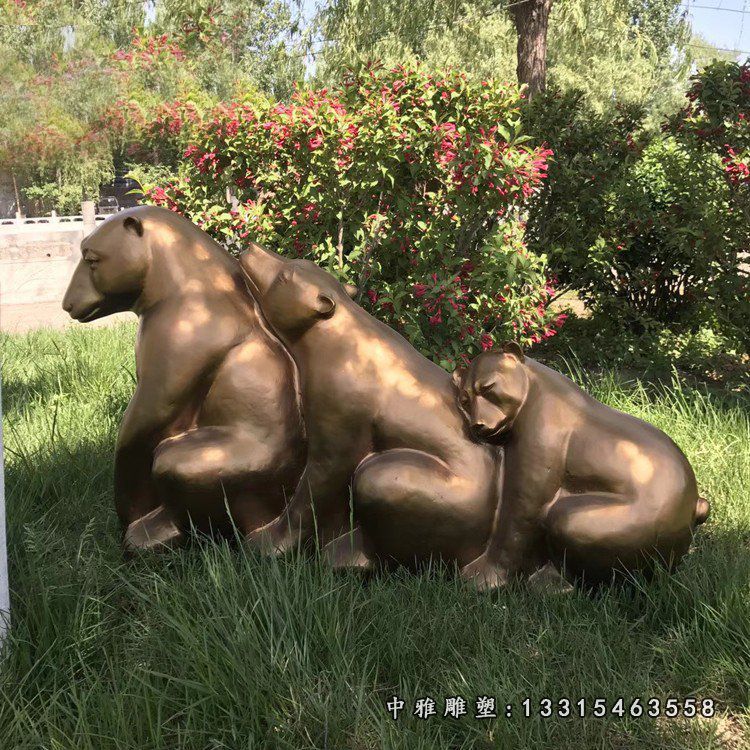 铜雕公园动物兔子