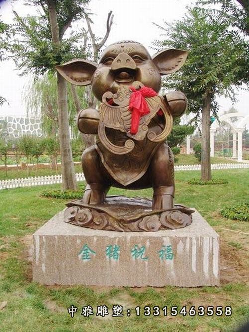铜雕动物小猪
