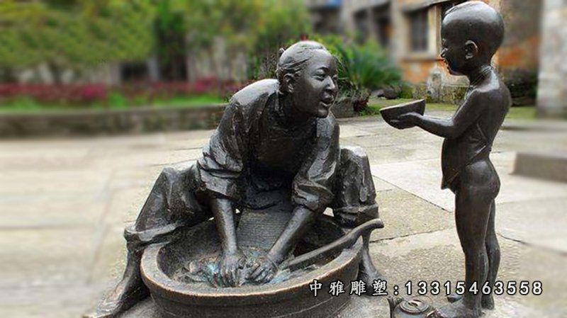 铜雕孝道主题人物