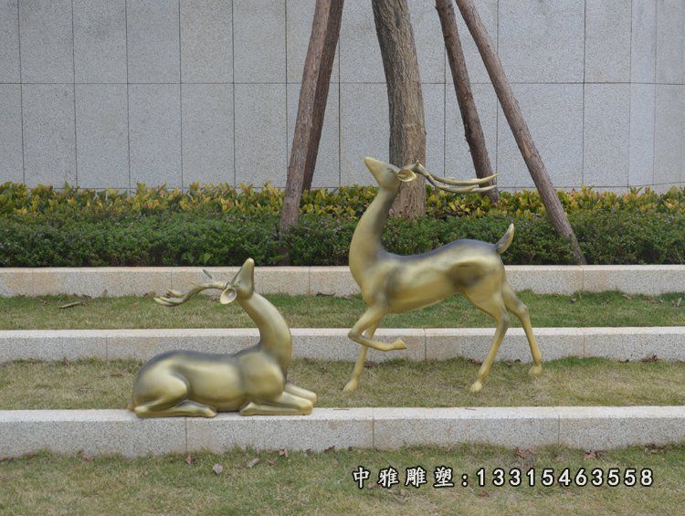 铜雕公园小鹿