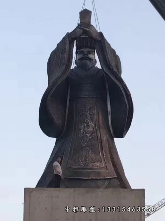 铜雕千古一帝秦始皇