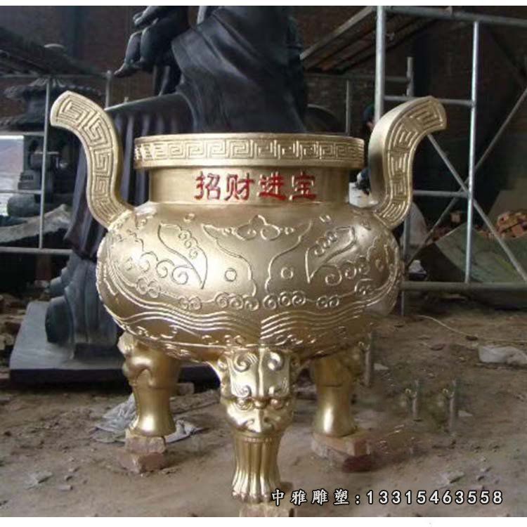 铜雕三足鼎摆件