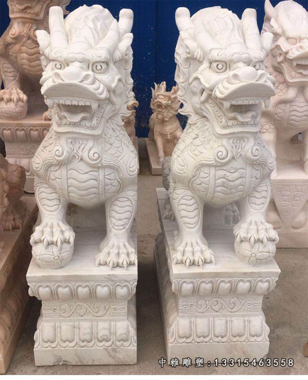 石雕瑞兽麒麟