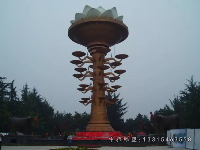 广场不锈钢莲花雕塑