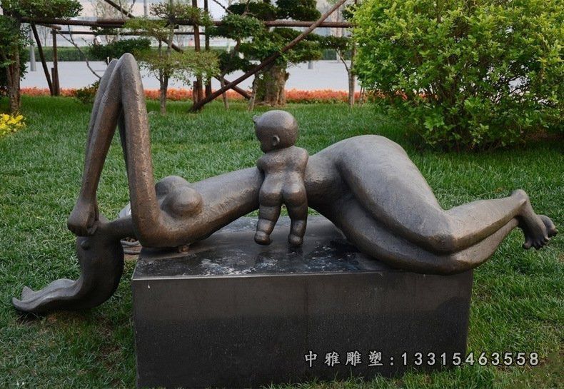 铜雕母爱公园雕塑