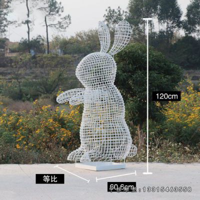 草坪不锈钢可爱兔子雕塑