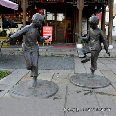 铜雕踢毽子儿童摆件