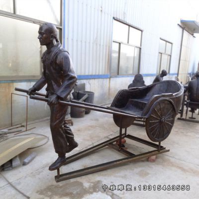 铜雕步行街车夫人物