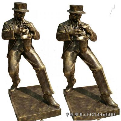 铜雕公园吹萨克斯人物