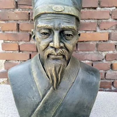 铜雕古代名医李时珍