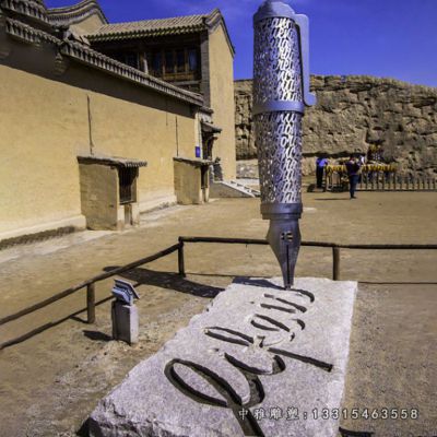 校园钢笔不锈钢雕塑