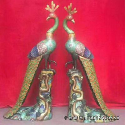 开屏孔雀铜雕