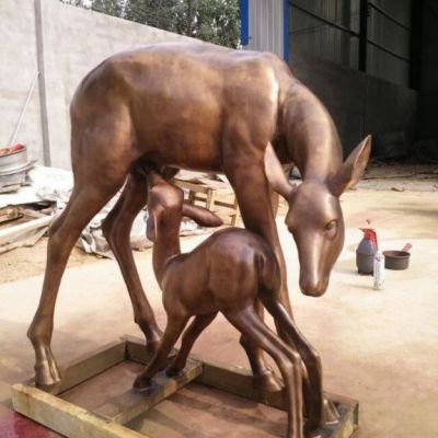 铜雕母子鹿雕塑