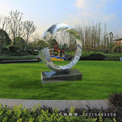 不锈钢圆环雕塑