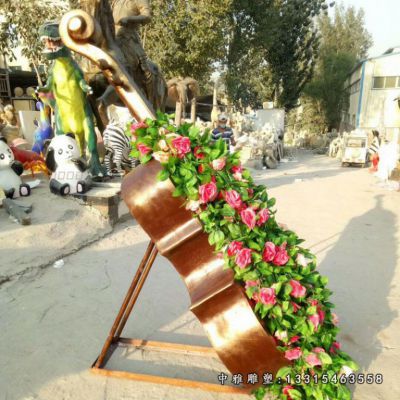 不锈钢提琴雕塑