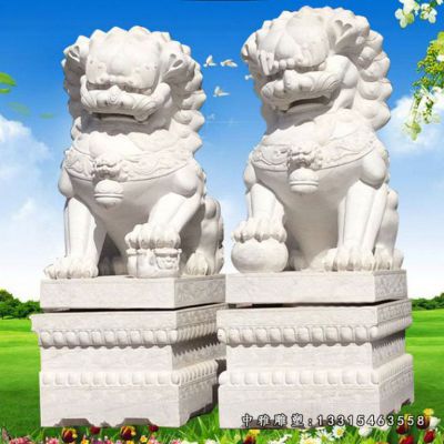 踩球狮子石雕塑