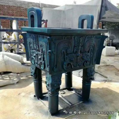 四足铜雕鼎摆件