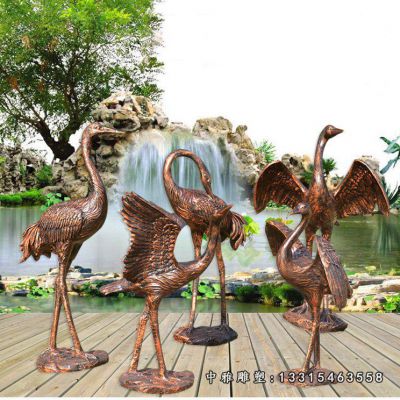 展翅仙鹤铜雕