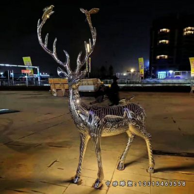 广场不锈钢麋鹿雕塑