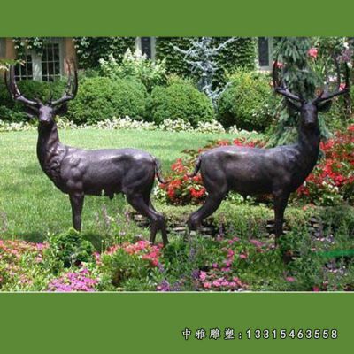 铜雕低头小鹿