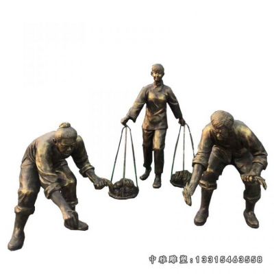 铜雕插秧人物