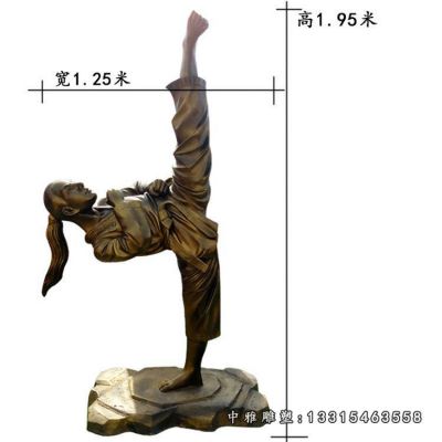 跆拳道女孩铜雕