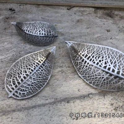 不锈钢铁艺树叶雕塑