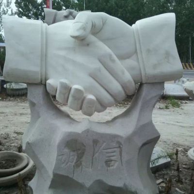 石雕握手诚信雕塑
