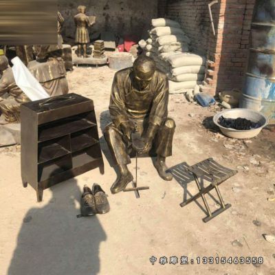 商业街修鞋匠铜雕